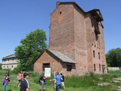 spacer_04.jpg